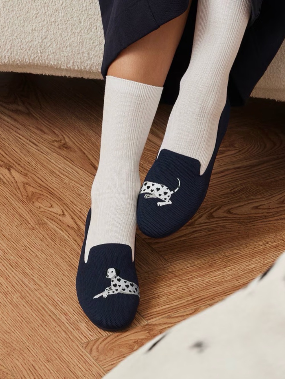VIVAIA Audrey Navy Round-Toe Embroidered Loafers Dalmatian Women’s Sz US 9